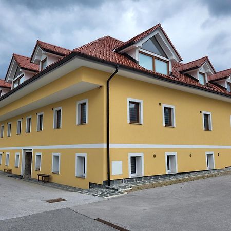 Stara Posta Apartment 8 Гросупле Экстерьер фото